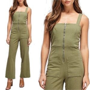 NWOT Anthropologie Maronie Women’s BLUE Front Zipper and Pockets Jumpsuit Size M